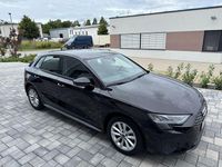 Gebraucht Audi A3 Sportback e-tron Basis 150 PS (110 kW) 2024 Schwarz Kleinwagen