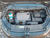 Gebraucht VW Touran Life 105 PS (77 kW) 2013 Braun Van / Kleinbus