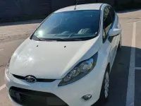 Gebraucht Ford Fiesta Trend 60 PS (44 kW) 2011 Weiß Limousine