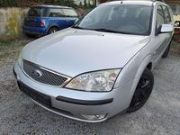 Gebraucht Ford Mondeo Trend 125 PS (91 kW) 2004 Silber Kombi