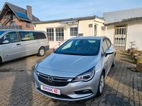 Gebraucht Opel Astra 110 PS (80 kW) 2016 Silber Limousine