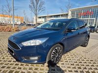 Gebraucht Ford Focus Business Edition 125 PS (91 kW) 2016 Blau Kombi