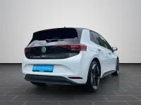 Gebraucht VW ID.3 Pro 169 kW (231 PS) 2025 Gletscherweiß metallic Kleinwagen