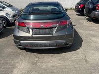 Gebraucht Honda Civic 140 PS (102 kW) 2008 Grau Limousine