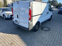 Używany Opel Vivaro 114 KM (83 kW) 2014 Biały Minivan
