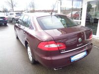 Gebraucht Skoda Superb Elegance 170 PS (125 kW) 2009 Rot Limousine