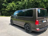 Gebraucht VW Multivan 150 PS (110 kW) 2016 Braun Van / Kleinbus