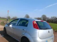 Gebraucht Fiat Grande Punto 65 PS (47 kW) 2008 Silber Kleinwagen