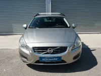 Gebraucht Volvo V60 Kinetic 163 PS (119 kW) 2010 Gold Kombi