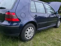 Gebraucht VW Golf IV 75 PS (55 kW) 2001 Blau Kleinwagen