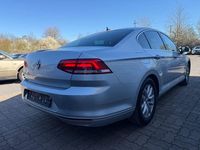 Gebraucht VW Passat Comfortline 150 PS (110 kW) 2017 Silber Limousine