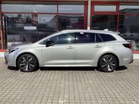 Neu Toyota Corolla 178 PS (130 kW) 2025 Cosmic silber metallic Kombi