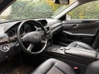 Gebraucht Mercedes E220 170 PS (125 kW) 2011 Schwarz Limousine