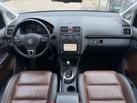 Gebraucht VW Touran Highline 150 PS (110 kW) 2014 Blau Van / Kleinbus