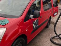 Gebraucht Citroën Berlingo Attraction 75 PS (55 kW) 2011 Rot Van / Kleinbus