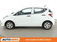 Gebraucht Hyundai i10 Basis 67 PS (49 kW) 2017 Weiß Kleinwagen