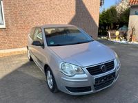 Gebraucht VW Polo 64 PS (47 kW) 2005 Silber Kleinwagen