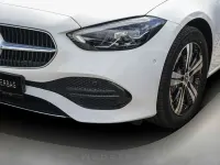Gebraucht Mercedes C300e Avantgarde 313 PS (230 kW) 2024 Weiß Limousine