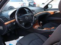 Gebraucht Mercedes E200 Elegance 136 PS (100 kW) 2007 Schwarz Limousine
