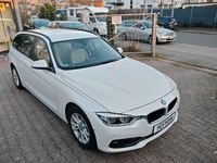 Gebraucht BMW 320 Advantage 163 PS (119 kW) 2015 Weiß Kombi