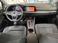 Gebraucht VW Golf VIII Style 150 PS (110 kW) 2022 Grau Limousine