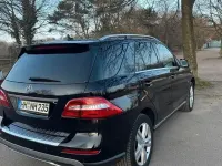 Gebraucht Mercedes ML250 204 PS (150 kW) 2012 Schwarz SUV