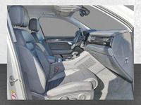 Gebraucht VW Touareg Basis 231 PS (169 kW) 2024 Sechura beige metallic SUV