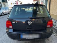 Gebraucht VW Golf IV 75 PS (55 kW) 2002 Schwarz Kleinwagen
