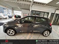Gebraucht Hyundai i10 Trend 67 PS (49 kW) 2022 Aurora grey / met Kleinwagen
