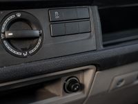 Usado VW Transporter 102 HP (75 kW) 2019 Verde Van