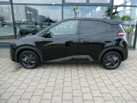 Neu BYD Dolphin Surf Comfort 114 kW (156 PS) 2025 Schwarz Kleinwagen