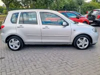 Gebraucht Mazda 2 Active 80 PS (58 kW) 2005 Silber Kleinwagen