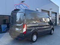 Gebraucht Ford Transit Trend 131 PS (96 kW) 2023 Grau Van / Kleinbus