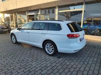 Usata VW Passat 150 CV (110 kW) 2018 Bianco Station wagon