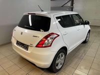 Gebraucht Suzuki Swift Basic 90 PS (66 kW) 2013 Weiß Kleinwagen