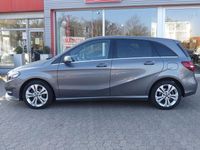 Gebraucht Mercedes B180 122 PS (89 kW) 2018 Mountaingrau Van / Kleinbus