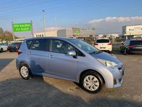 Gebraucht Toyota Verso-S Life 99 PS (72 kW) 2012 Blau Van / Kleinbus