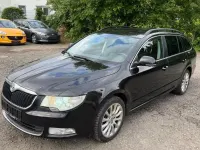 Gebraucht Skoda Superb Exclusive 140 PS (102 kW) 2013 Schwarz Kombi