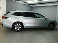 Gebraucht VW Passat Business 150 PS (110 kW) 2025 Silber Kombi