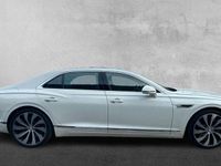 Gebraucht Bentley Flying Spur 551 PS (405 kW) 2021 Weiß Limousine