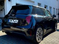 Gebraucht Mini Cooper 135 kW (184 PS) 2025 Schwarz Kleinwagen