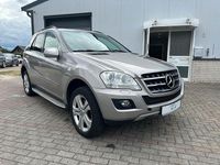 Gebraucht Mercedes ML320 224 PS (164 kW) 2009 Silber SUV