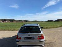 Gebraucht BMW 318 143 PS (105 kW) 2005 Silber Kombi