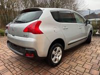 Gebraucht Peugeot 3008 Active 156 PS (114 kW) 2011 Silber Kombi