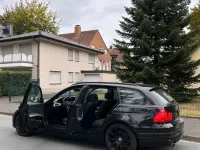Gebraucht BMW 318 Sport Line 149 PS (109 kW) 2010 Schwarz Kombi