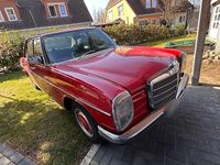 Gebraucht Mercedes 200 95 PS (69 kW) 1973 Rot Limousine