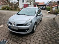Gebraucht Renault Clio II 85 PS (62 kW) 2008 Silber Kleinwagen