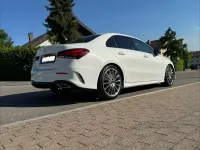 Gebraucht Mercedes A200 AMG line 163 PS (119 kW) 2019 Weiß Limousine