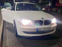 Gebraucht BMW 118 143 PS (105 kW) 2007 Weiß Kleinwagen