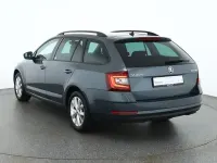 Gebraucht Skoda Octavia Tour 116 PS (85 kW) 2020 Grau Kombi